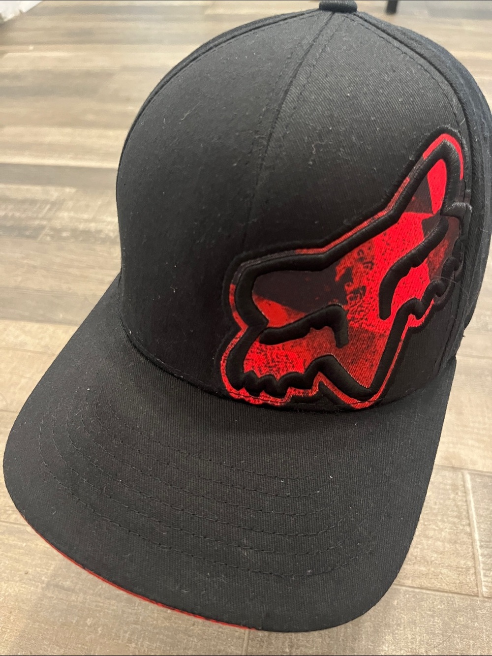 Fox Black Hat with Red Fox Head Logo - Picture 10 of 10